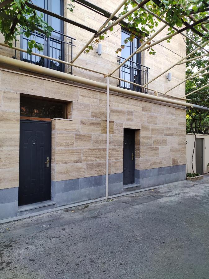 Hotelise I Bells-Of-Ireland Apartment Ereván Exterior foto